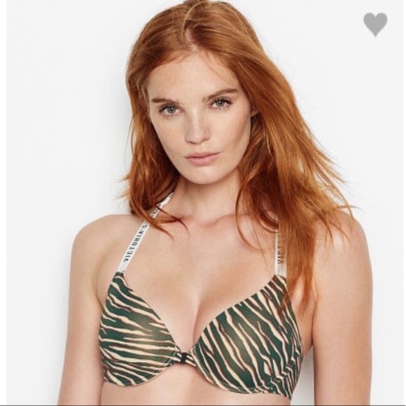 Victoria's Secret Other - NEW front close VS T-shirt bra